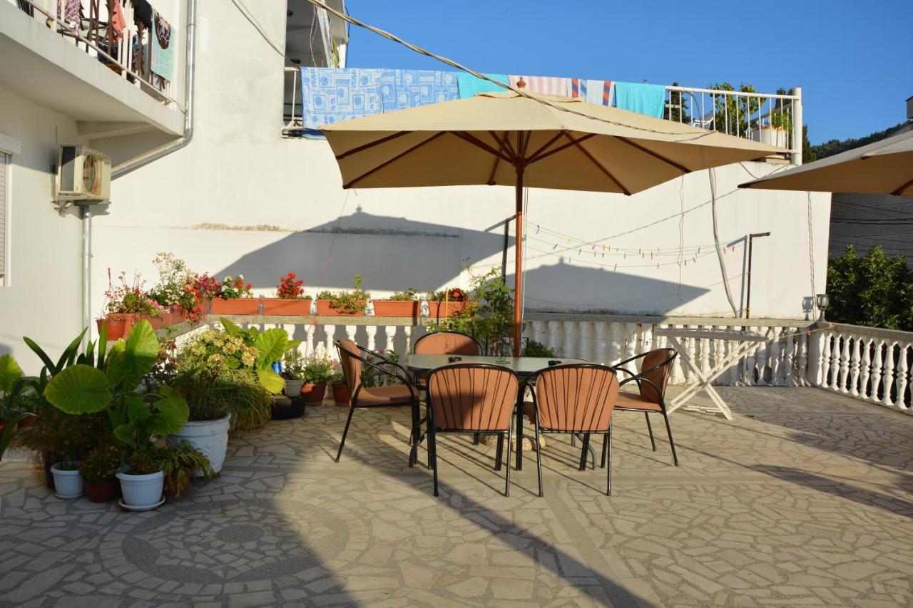 Guest House Vera Ulcinj Buitenkant foto