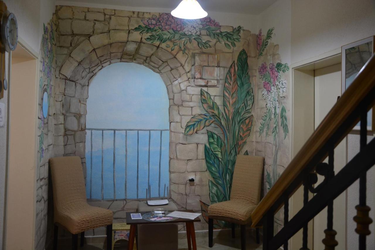 Guest House Vera Ulcinj Buitenkant foto
