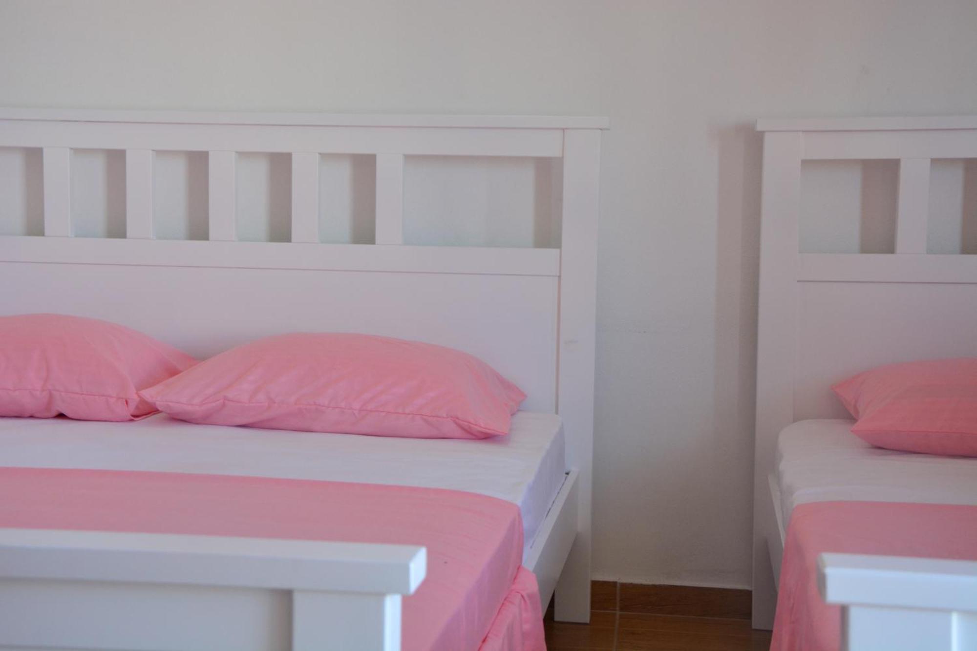 Guest House Vera Ulcinj Buitenkant foto