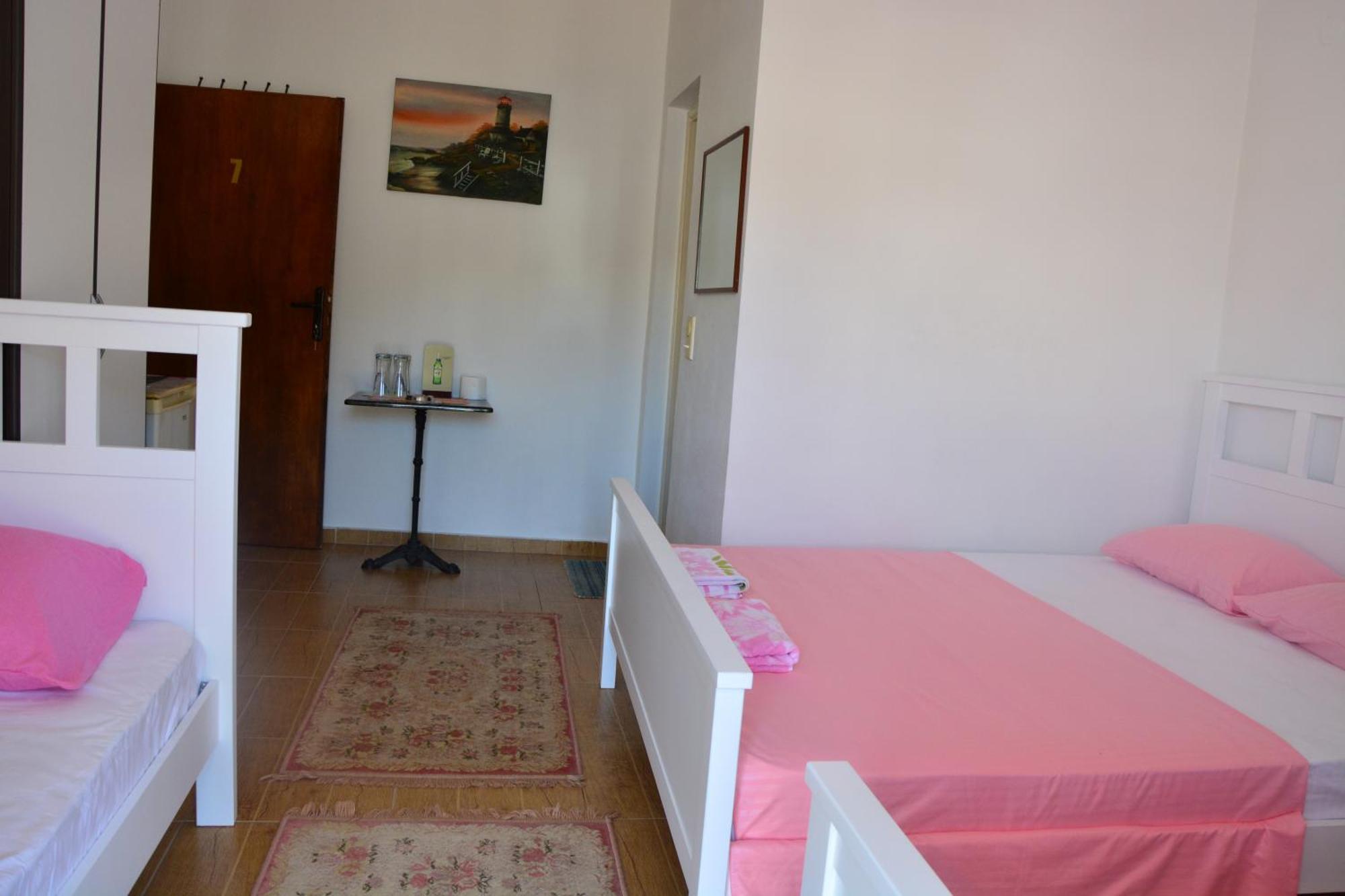 Guest House Vera Ulcinj Buitenkant foto